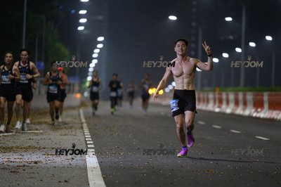 Garmin Run Marathon Series - Singapore